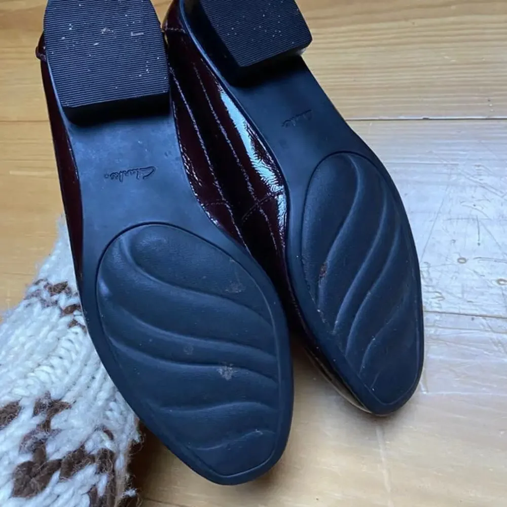 Clarks Loafers Maroon